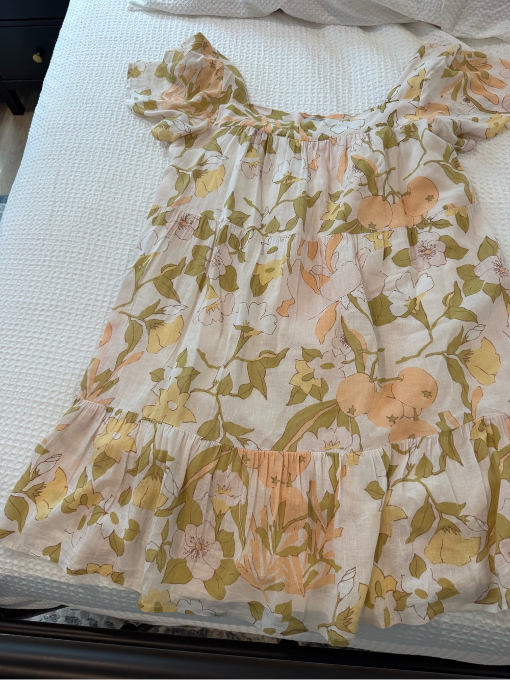 Rails Girls Floral Flutter-Sleeve Top in Peach & Olive linen dress lined
